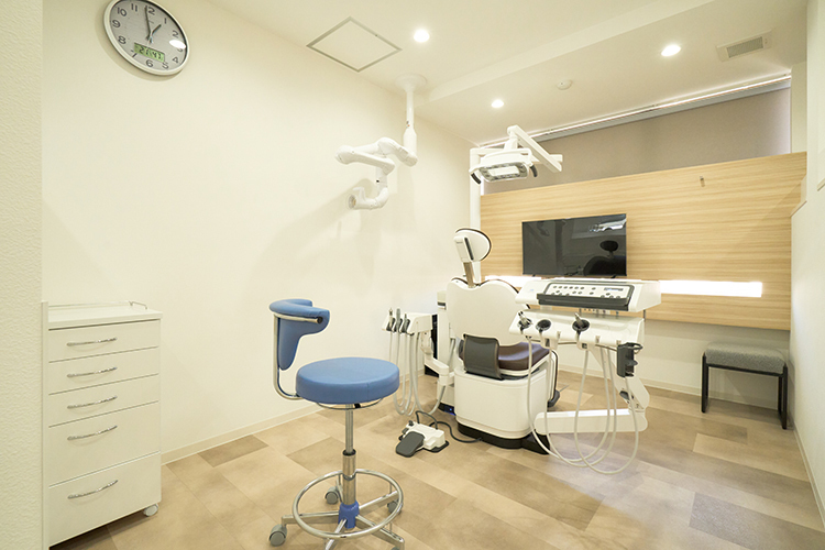 しまだ歯科矯正歯科 出雲市 プライバシーに配慮した半個室の診療スペースも特徴