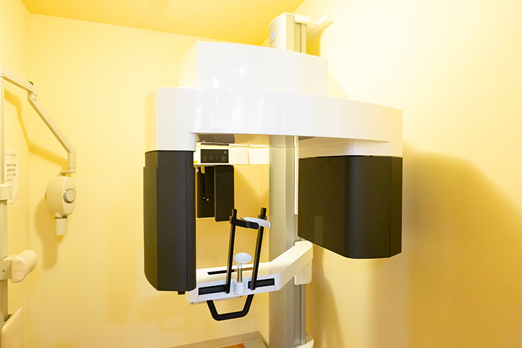 おにくぼ矯正歯科 上尾市 歯科用CTを用いて、精密な治療につなげる