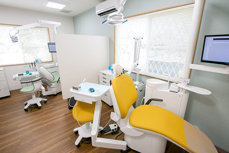 みこと歯科クリニック 福岡市早良区 プライバシーにも配慮された、半個室の診療室