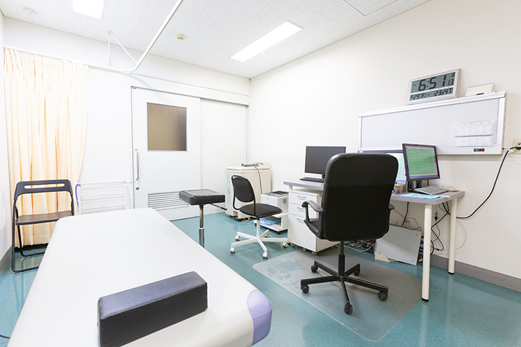 山田整形外科 福岡市中央区 院長の専門である手の外科を中心に、幅広い症状に対応している