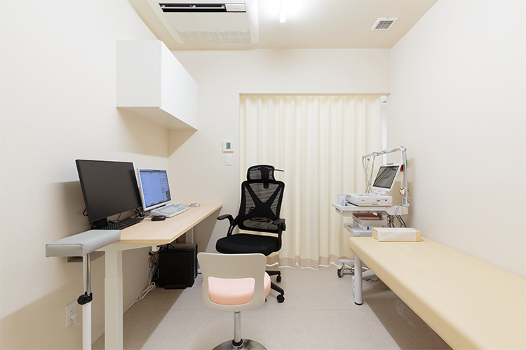 とよだ内科・内視鏡クリニック 神戸市中央区 丁寧な説明を心がけ相談しやすい環境を心がけている