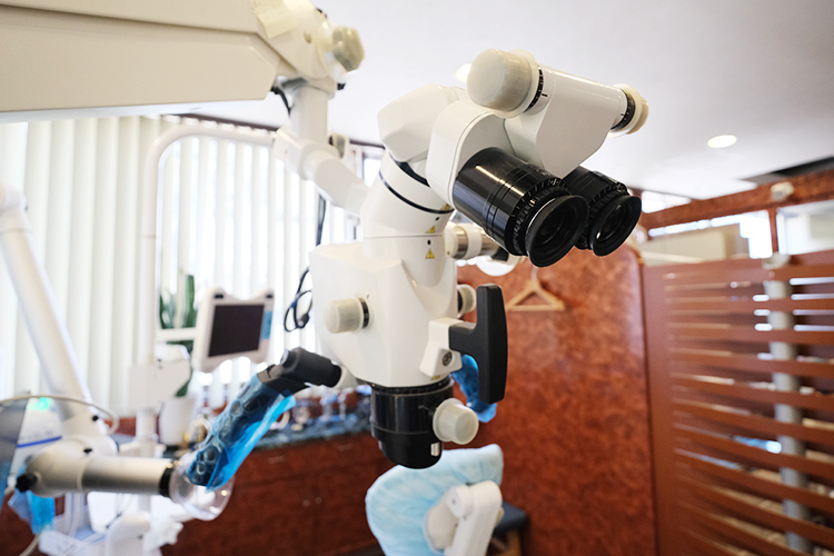 富田まひと歯科 名古屋市昭和区 富田院長は日本歯周病学会歯周病専門医の資格を持っている