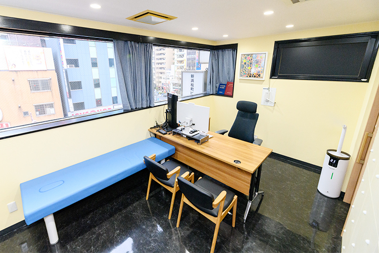 港区大門ハートライフクリニック 港区 歴史ある大門エリアと現代的な浜松町エリアが見渡せる診療室