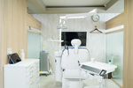 平尾駅前パーソナル歯科 福岡市南区 白を基調とした、清潔感のある院内