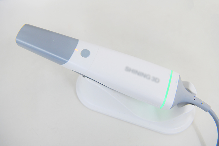 関根歯科医院 葛飾区 口腔内スキャナーを導入。患者の負担軽減に