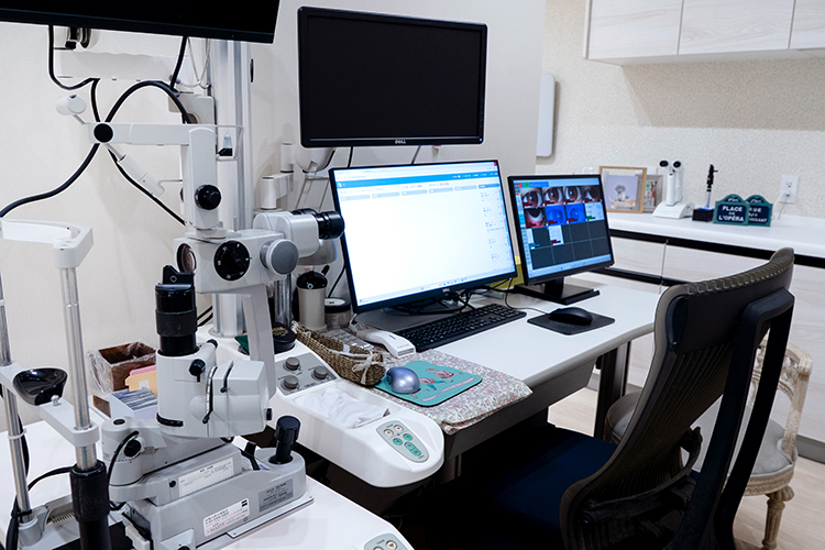 雪花眼科 墨田区 患者一人ひとりの目的に丁寧に寄り添いながら、診療を行う