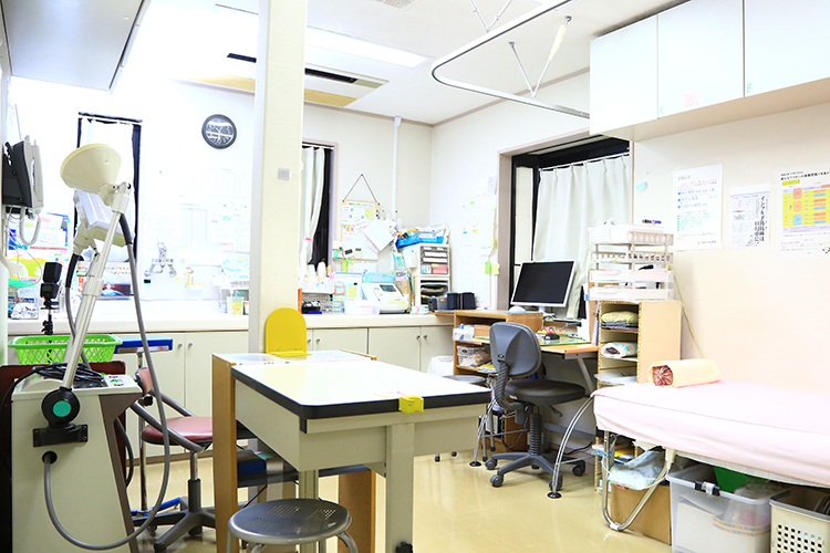 岡田内科医院 新潟市中央区 診療室。第1・第2・第3と3つの診療室がある