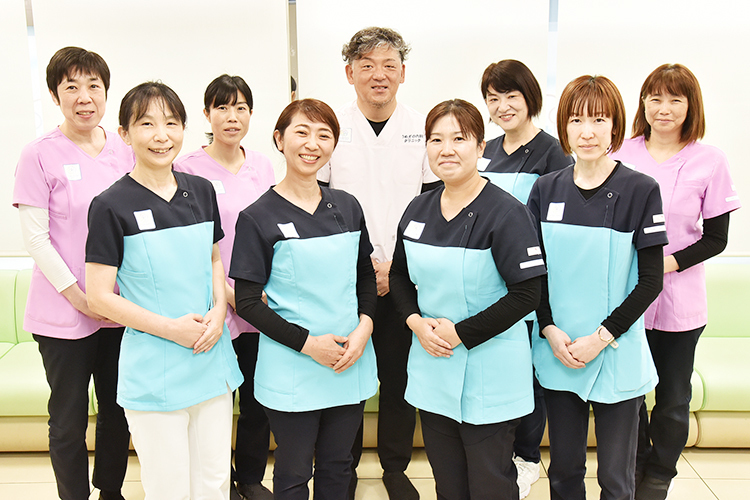 うめぞの内科クリニック 厚木市 チームワーク抜群のスタッフが患者を支える
