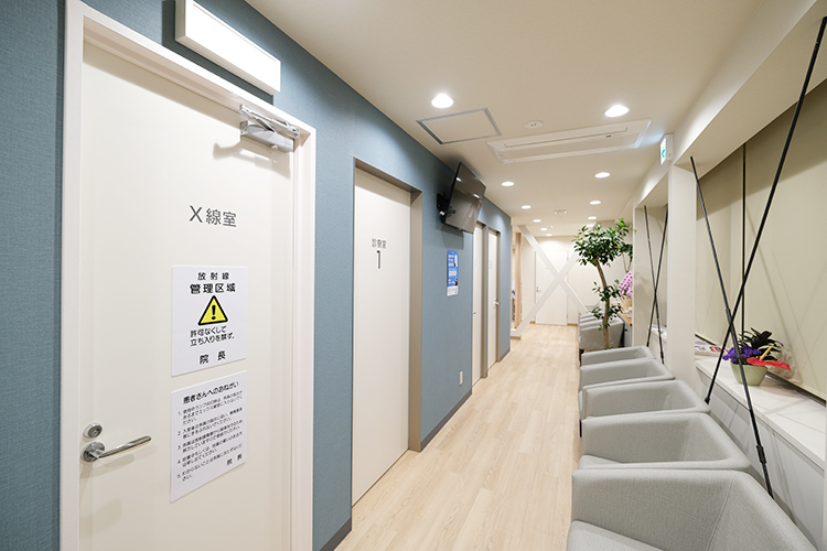 沼口内科 江古田駅北口糖尿病クリニック 練馬区 青を基調としたナチュラルで温かみのある空間
