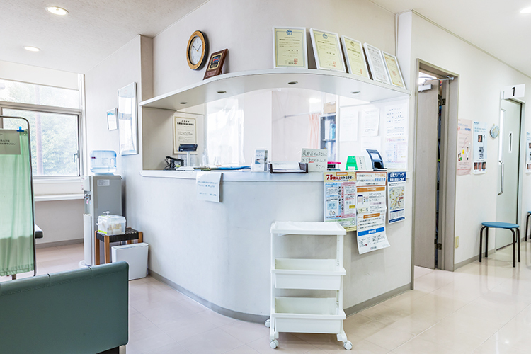 西八王子やまたか消化器内視鏡クリニック 八王子市 午前中は日曜・祝日を除いて毎日診療