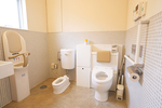 かすがの杜こどもクリニック 佐賀市 トイレには、膀胱機能を測定する尿流量測定装置が備わっている
