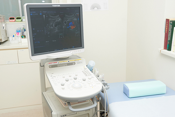 内視鏡装置を備え、意識下鎮痛法による上部内視鏡検査に対応 4