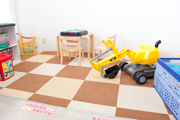 キッズスペースもあり、小さな子どもでも安心 4