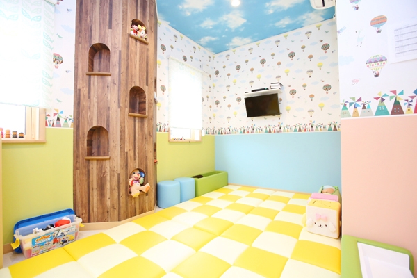 広いキッズスペースは子どもに大人気 177626 ma 4 1450684514