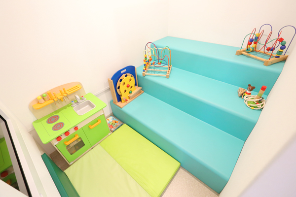 思わず子どもが遊んでしまうキッズスペース 4