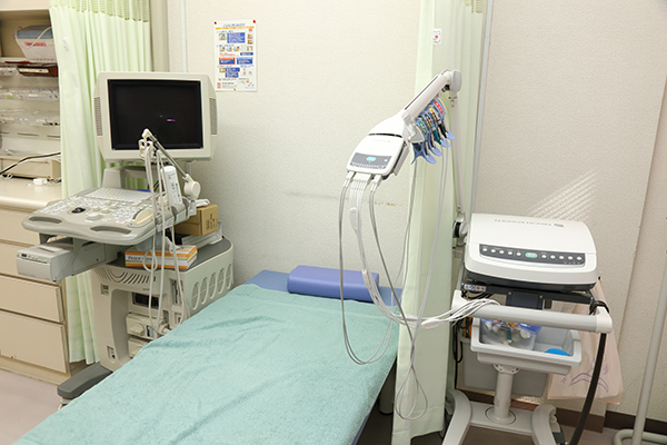 各種検査機器を導入し、幅広い検査に対応している 4