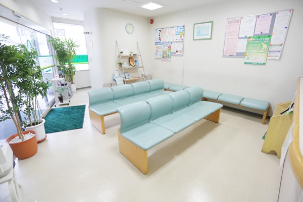ゆったりとくつろげる待合室 134180 ma 4 1411990175