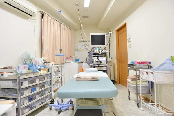 内視鏡検査(要予約)もできる貴重な町のクリニックだ 4