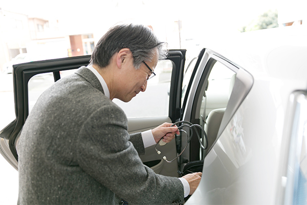 自身の経験から在宅医療にも想いを持ち、献身的に取り組んでいる C 4