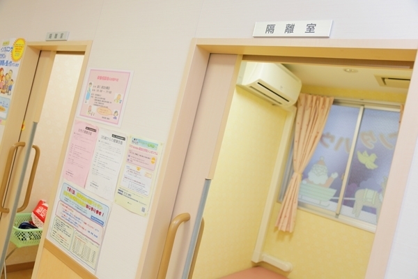 隔離室は、待合室と空調も別にし感染症に配慮 23862 ma 4 1450168326