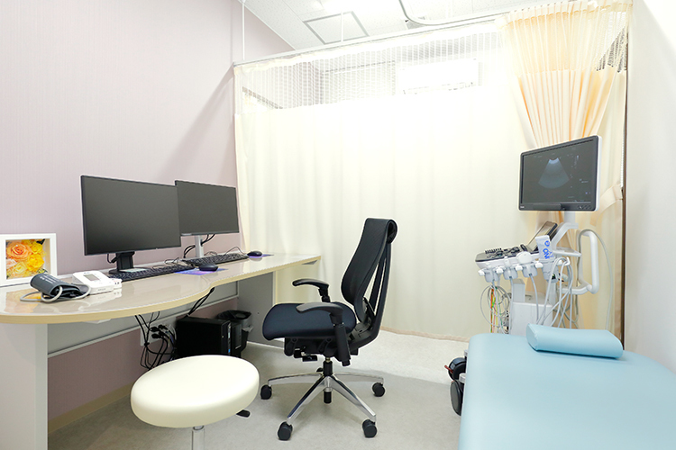 岡野医院 城陽市 医師として豊富な経験と知識を有する院長が診察を行う