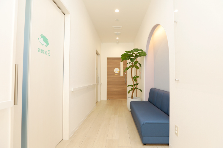 みなかたこどもクリニック 吹田市 発熱などの患者と導線を分けるなど、安心して通える空間に