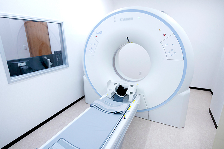 さがみひまわりクリニック 相模原市中央区 院内ではさまざまな検査を実施し、近隣病院とも連携している