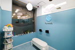 RODIN  DENTAL OFFICE 港区 小児矯正のスペースが、空をイメージした空間に