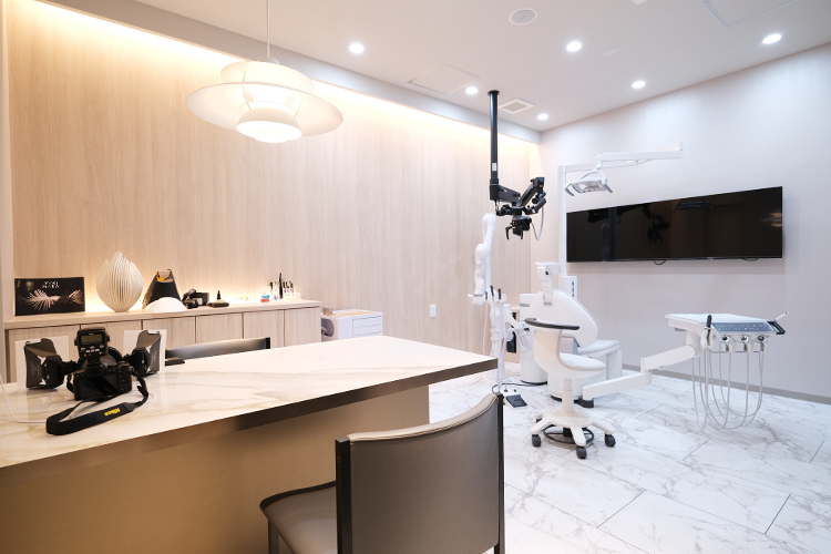 淡路町駅前ささき歯科 千代田区 オペ室にはカウンセリング室が併設され、相談しやすい個室で安心