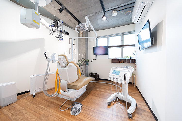 河口歯科医院 江東区 診察室はすべて個室設計。リラックスして治療を受けられる