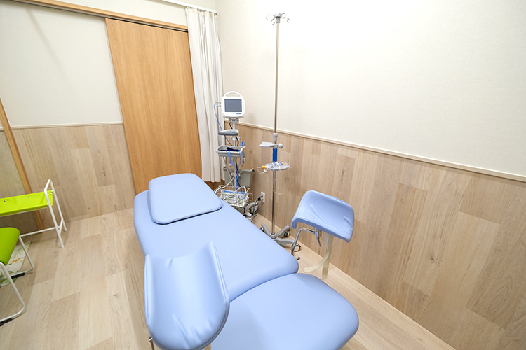 みずほ腎泌尿器科クリニック 名古屋市瑞穂区 男女別のトイレや個室診療室など安心して受診できる環境を用意