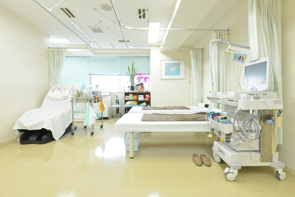 ふじかわクリニック 調布市 血管年齢や肺年齢の検査など、各種検査にも対応している