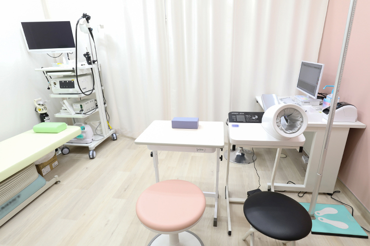 のばら内科クリニック 品川区 専門性の高い経験豊富な院長が検査、診療にあたる