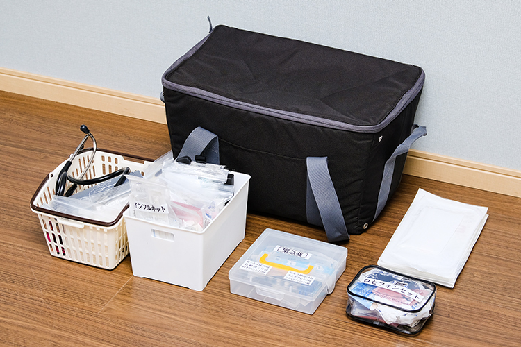 はあと在宅クリニック 清須市 往診には各種機器で対応している
