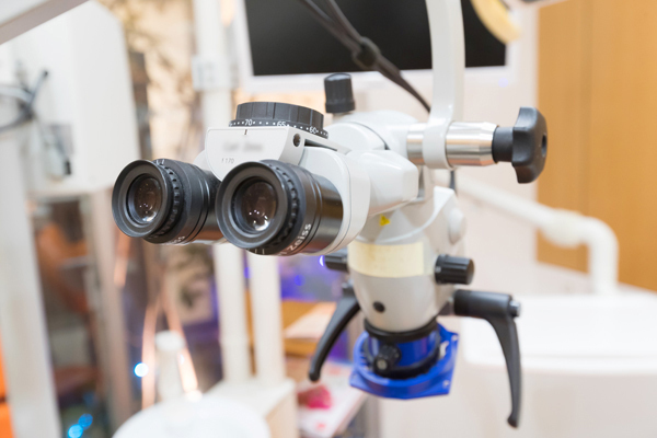 まさき歯科 名古屋市中村区 マイクロスコープで、根管治療・補綴治療の精度向上を図る