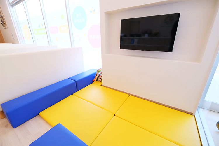 ひばりファミリークリニック 名古屋市緑区 キッズスペースも完備