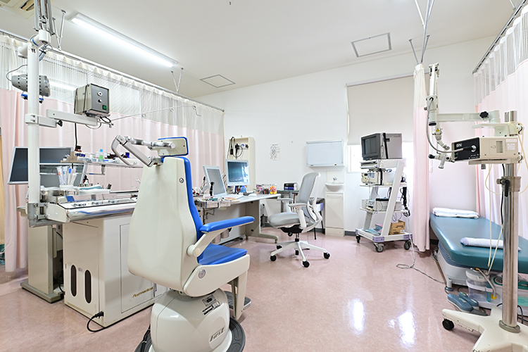 武蔵浦和耳鼻咽喉科 さいたま市南区 ベビーカーや車いすのまま入ることができる診察室