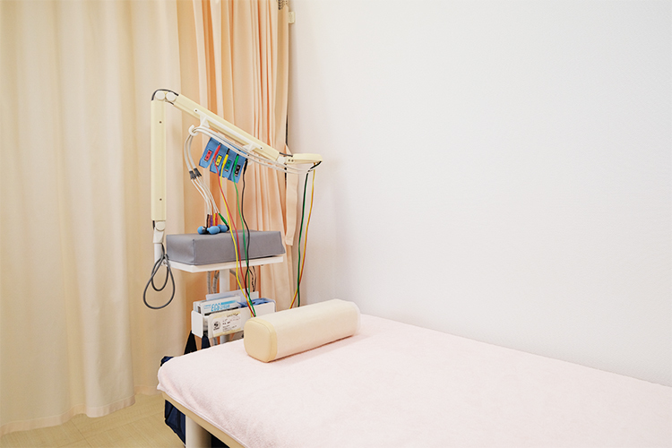 ラファエルクリニック 港区 院内には心電図検査の機器も完備されている