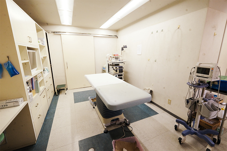 ひらのクリニック 北九州市八幡西区 充実した院内設備。数種類の内視鏡も複数台完備