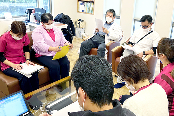 かわもと記念クリニック 鹿児島市 医師やスタッフ間で患者の情報を共有し充実した在宅医療を提供