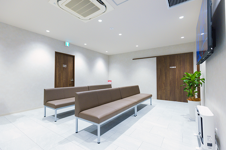 荒川西日暮里駅前すがわら消化器内科・内視鏡クリニック 荒川区 検査後の患者専用の中待合室を備えている