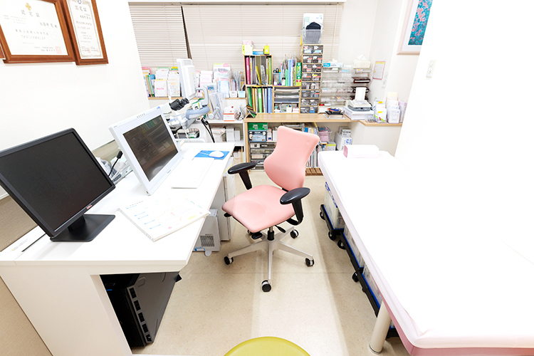 中目黒レディースクリニック 目黒区 パンフレットも用意し、不安ない丁寧な説明を心がける