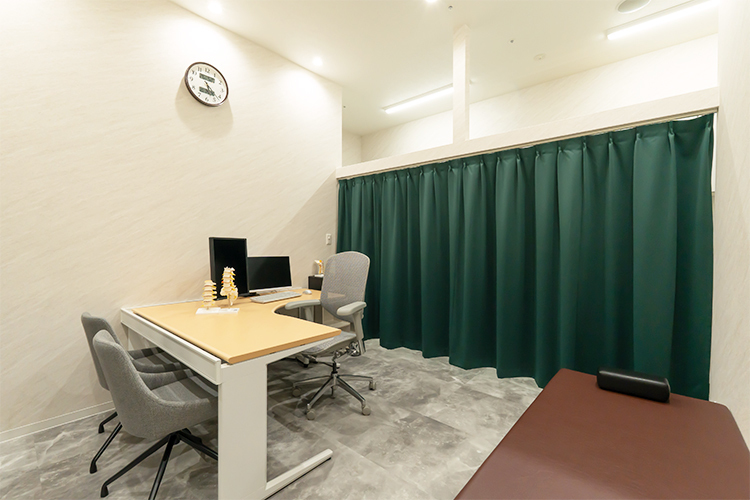 ILC国際腰痛クリニック名古屋院 名古屋市中村区 院内バリアフリーで負担なく移動も可能