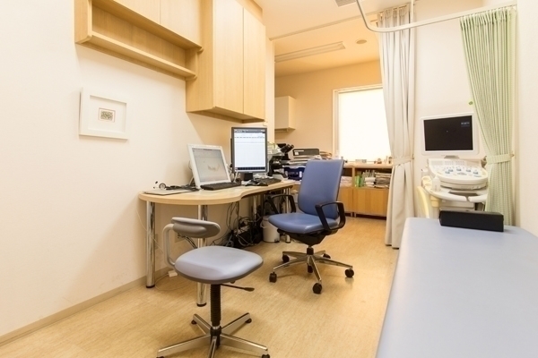 打瀬並木道クリニック 千葉市美浜区 にこやかな舟波裕先生がしっかり丁寧に診察してくれる