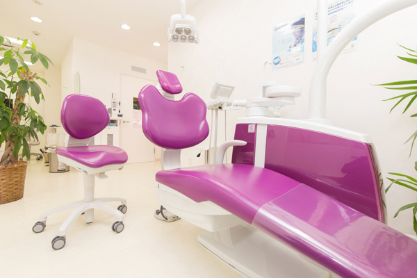 T's DENTAL salon 港区 院長こだわりのドイツ製のユニットは衛生面に特化している