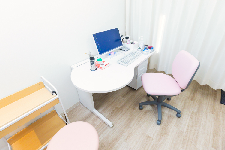 白楽ななこ皮膚科 横浜市神奈川区 治療を通して患者の気持ちが前向きになることをめざす