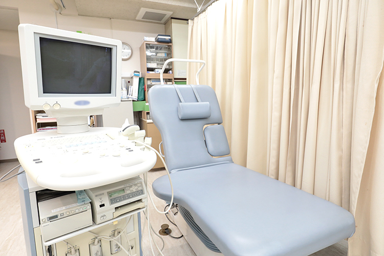 川村内科クリニック 品川区 超音波検査も可能な設備が整う
