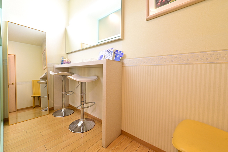 表参道皮膚科  渋谷区 清潔なパウダールームも完備