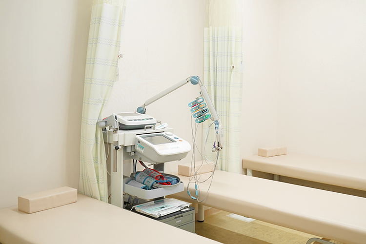 成毛医院 市川市 院内処方が可能。受診から薬の受け取りまでを一貫してサポート