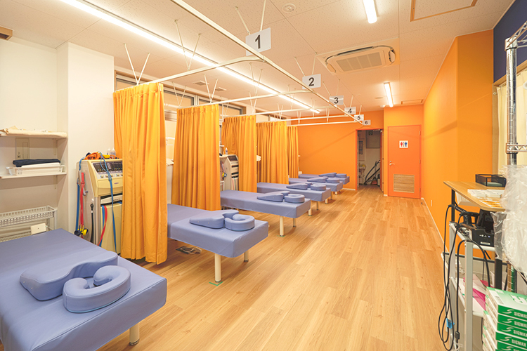 町田木曽整形外科リハビリテーションクリニック 町田市 医療機器を活用したリハビリテーションも実施